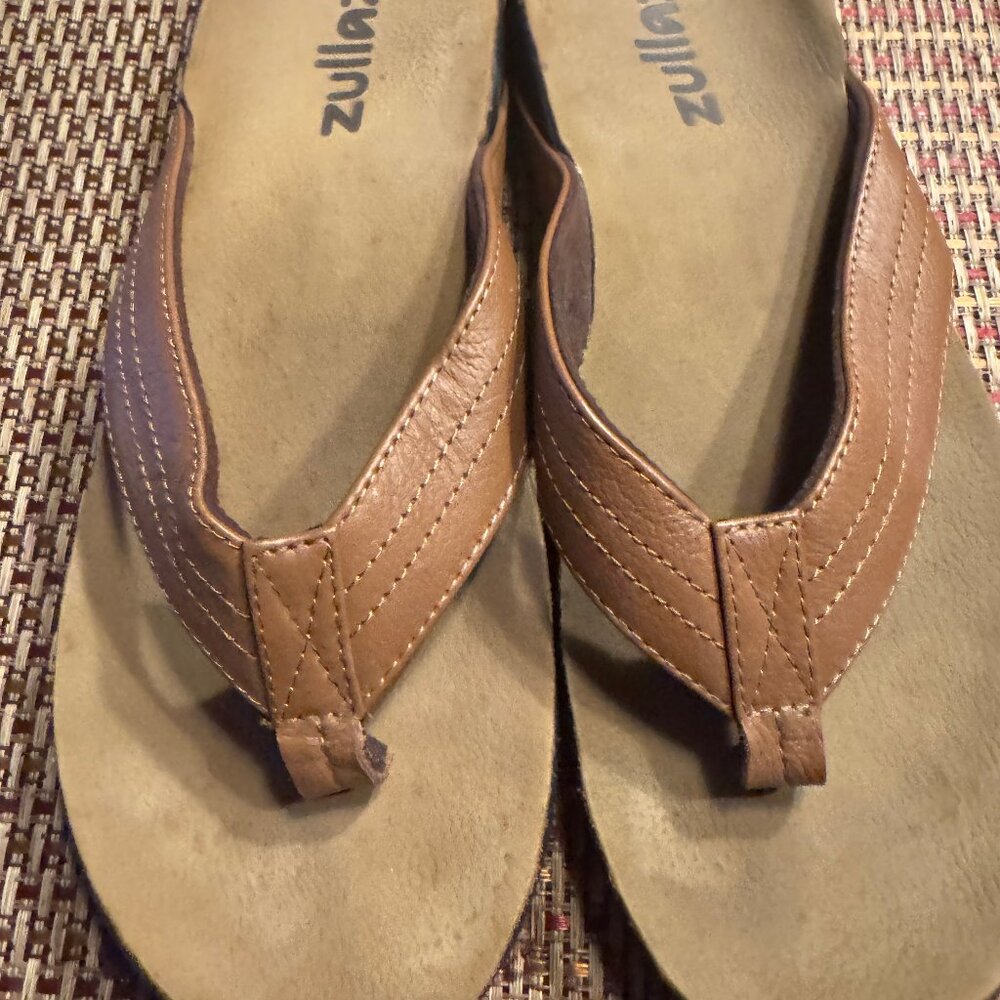 Zullaz flip flops - men's size 9